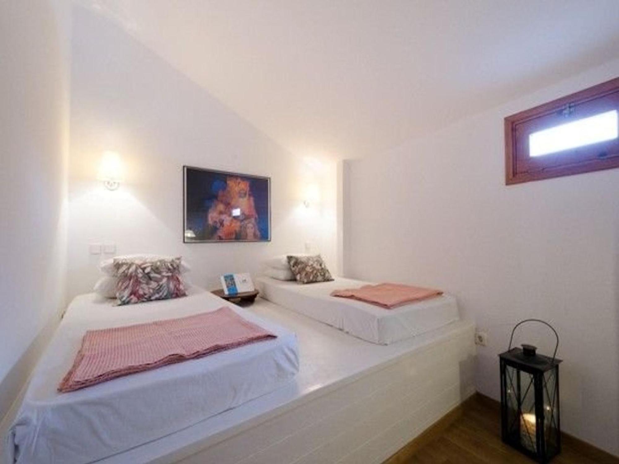 Deluxe Rhodes Sokaki Well Furnished 2 Bedrooms *